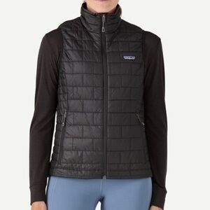 NEW Patagonia Nano Puff Quilted Insulated Vest Jacket in black NWT *logo